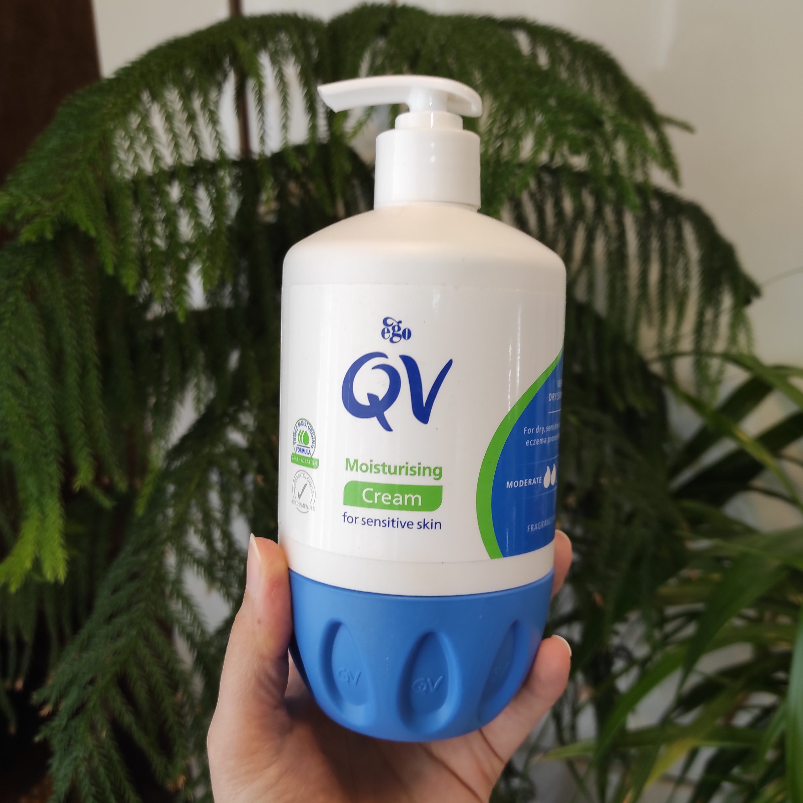 کرم مرطوب کننده و آبرسان کیو وی QV Cream Moisturiser